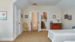 59 Lexington Drive thumbnail image 13