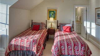 10 Lady Slipper Island Court thumbnail image 15