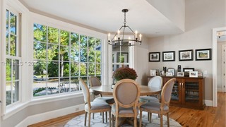 9 Lexington Drive thumbnail image 6