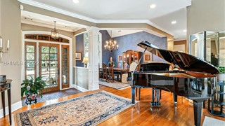 41 Lexington Drive thumbnail image 2