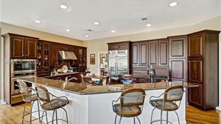 41 Lexington Drive thumbnail image 11