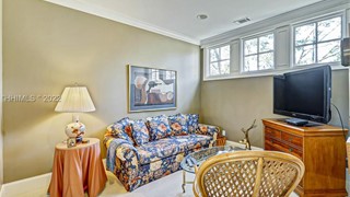 41 Lexington Drive thumbnail image 23