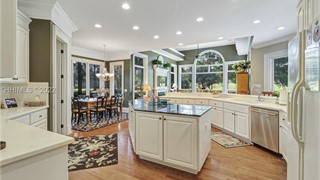 33 Lexington Drive thumbnail image 13