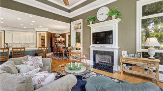 33 Lexington Drive thumbnail image 20