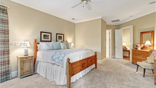 33 Lexington Drive thumbnail image 24