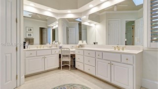 33 Lexington Drive thumbnail image 25