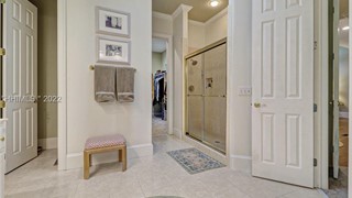 33 Lexington Drive thumbnail image 26