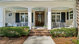 4 Lexington Drive thumbnail image 2