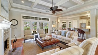 4 Lexington Drive thumbnail image 9