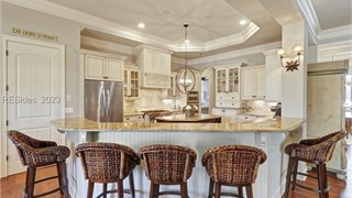 4 Lexington Drive thumbnail image 10