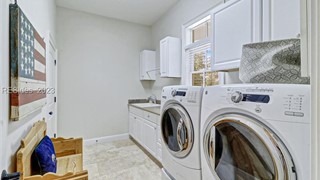 4 Lexington Drive thumbnail image 25