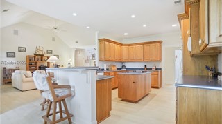 9 Manchester Court thumbnail image 12