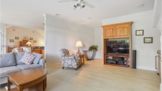 9 Manchester Court thumbnail image 17