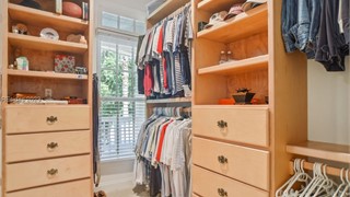 9 Manchester Court thumbnail image 25