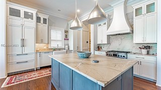 30 Lady Slipper Island Drive thumbnail image 14