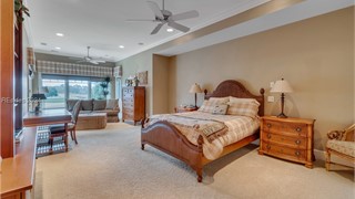 43 Lexington Drive thumbnail image 8