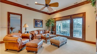 43 Lexington Drive thumbnail image 14