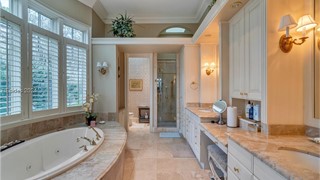 43 Lexington Drive thumbnail image 17