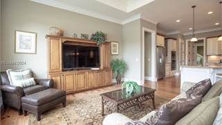 16 Hunting Court thumbnail image 6
