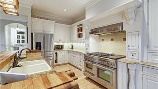 49 Lexington Drive thumbnail image 23