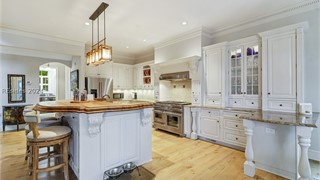 49 Lexington Drive thumbnail image 24