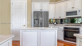 1 Belmont Drive thumbnail image 19