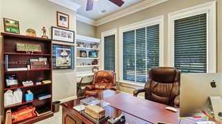 22 Lexington Drive thumbnail image 33