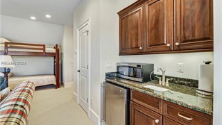 22 Lexington Drive thumbnail image 42