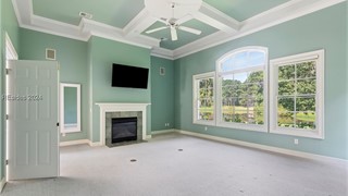 28 Lexington Drive thumbnail image 6