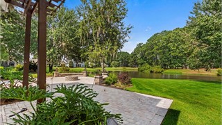 28 Lexington Drive thumbnail image 25