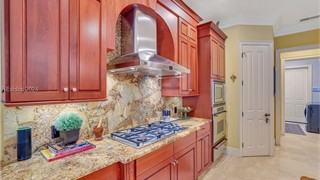 31 Manchester Court thumbnail image 21