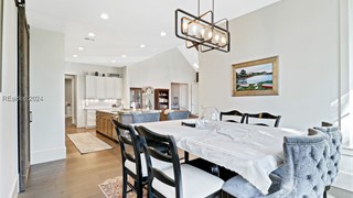 7 Hunting Court thumbnail image 21