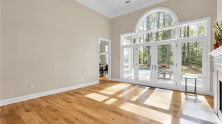 74 Lexington Drive thumbnail image 11