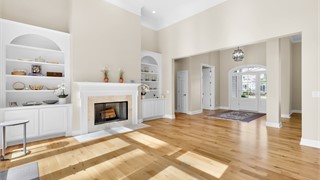 74 Lexington Drive thumbnail image 14