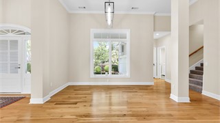 74 Lexington Drive thumbnail image 16