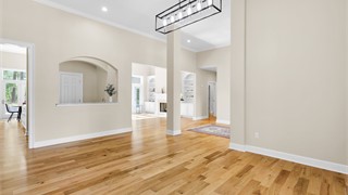 74 Lexington Drive thumbnail image 19