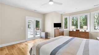 74 Lexington Drive thumbnail image 43