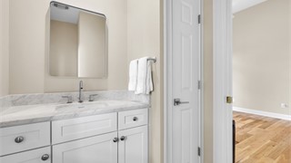 74 Lexington Drive thumbnail image 52