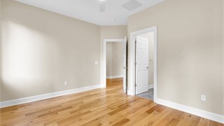 74 Lexington Drive thumbnail image 54