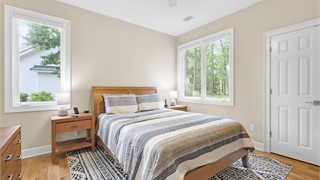 74 Lexington Drive thumbnail image 57