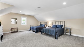 74 Lexington Drive thumbnail image 60