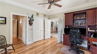 71 Lexington Drive thumbnail image 12