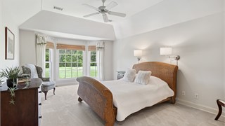 71 Lexington Drive thumbnail image 16