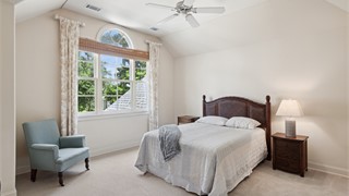 71 Lexington Drive thumbnail image 17