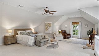 71 Lexington Drive thumbnail image 19