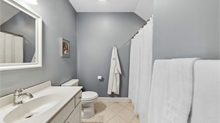 71 Lexington Drive thumbnail image 20