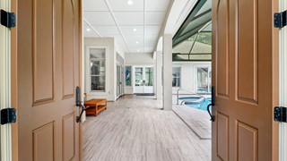 15 Lexington Drive thumbnail image 2