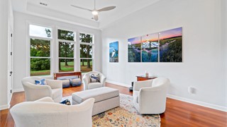 15 Lexington Drive thumbnail image 6