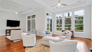 15 Lexington Drive thumbnail image 7