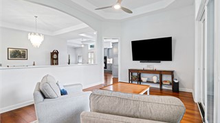 15 Lexington Drive thumbnail image 10